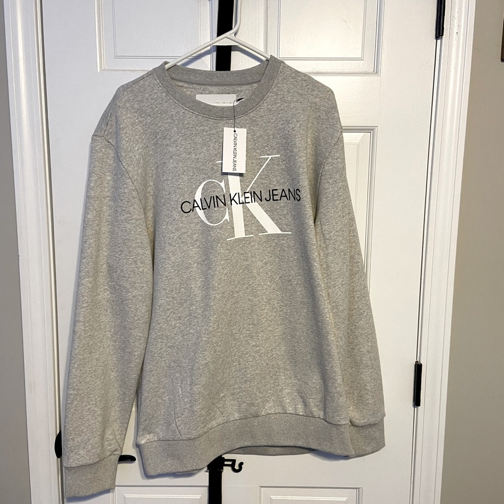 New Mens Calvin Klein Size XL Crewneck Sweater Light Grey